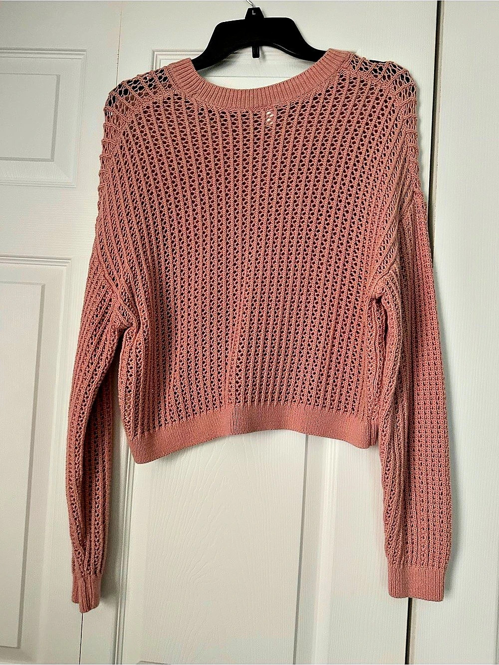 Old Navy Open-Knit Crewneck Sweater in Pink Size Small